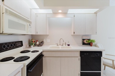 Welcome home to this clean, move-in-ready 2 bedroom, 2 bathroom on On Top Of The World Golf Course in Florida - for sale on GolfHomes.com, golf home, golf lot