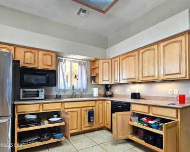 Live Lavishly on the Links!
This custom-built masterpiece sits on Valle Vista Golf Course in Arizona - for sale on GolfHomes.com, golf home, golf lot