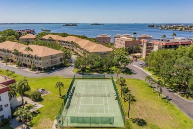 Under contract-accepting backup offers. Room to Roam in this on The Dunedin Country Club in Florida - for sale on GolfHomes.com, golf home, golf lot
