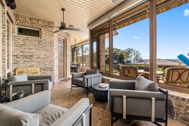 **Luxurious Lakefront Living at Pinnacle Golf Club**  
Welcome on Pinnacle Golf and Boat Club in Texas - for sale on GolfHomes.com, golf home, golf lot