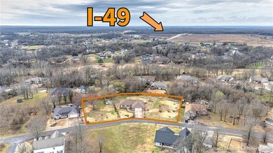 Don't miss this unique opportunity to purchase a home with 2 on Bella Vista Country Club - Highlands in Arkansas - for sale on GolfHomes.com, golf home, golf lot