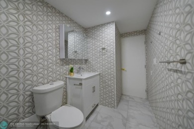 This stunning condo 2/2 is the perfect blend of comfort, style on Turnberry Isle Resort and Club in Florida - for sale on GolfHomes.com, golf home, golf lot