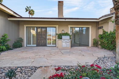 This 2 bed 3 bath home in the heart of the The Lakes Country on The Lakes Country Club in California - for sale on GolfHomes.com, golf home, golf lot