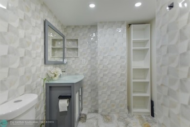This stunning condo 2/2 is the perfect blend of comfort, style on Turnberry Isle Resort and Club in Florida - for sale on GolfHomes.com, golf home, golf lot