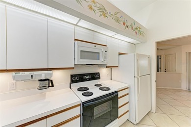 Welcome to this spacious 3-bedroom, 2-bath condo located in the on Plantation Golf and Country Club in Florida - for sale on GolfHomes.com, golf home, golf lot