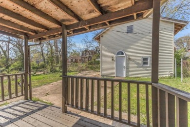 ATTENTION HOBBYIST OR CAR ENTHUSIAST! HUGE 2 STORY 2 CAR GARAGE on Glen Echo Country Club in Missouri - for sale on GolfHomes.com, golf home, golf lot