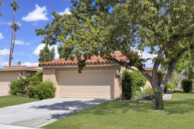 Turnkey Lakeside Condo at Sunrise CC! This 3 Bed, 2 Baths end on Sunrise Country Club in California - for sale on GolfHomes.com, golf home, golf lot