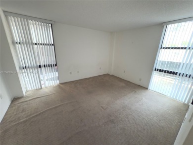 Spacious 2bedrooms and 2 full bathrooms at heart of Aventura,The on Turnberry Isle Resort and Club in Florida - for sale on GolfHomes.com, golf home, golf lot
