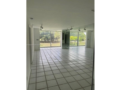 Spacious apartment with a very nice view and very on Palm-Aire Country Club and Resort - The Oaks in Florida - for sale on GolfHomes.com, golf home, golf lot