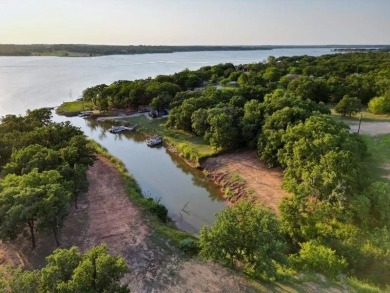 Gorgeous WATERFRONT lot on Lake Nocona.Enjoy some of the best on Nocona Hills Golf Course in Texas - for sale on GolfHomes.com, golf home, golf lot