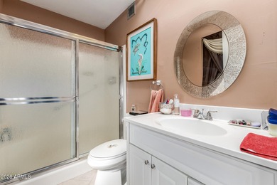 Cute as a button and move-in ready! Close to the Fairway Center on Sun City South Golf Course in Arizona - for sale on GolfHomes.com, golf home, golf lot