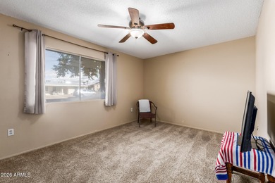 Cute as a button and move-in ready! Close to the Fairway Center on Sun City South Golf Course in Arizona - for sale on GolfHomes.com, golf home, golf lot