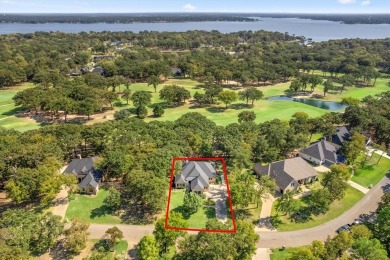 Newly updated home in Pinnacle Golf Club on Cedar Creek Lake! on Pinnacle Golf and Boat Club in Texas - for sale on GolfHomes.com, golf home, golf lot