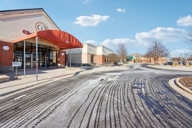 Set in the highly sought-after Carillon community, this on The Links at Carillon in Illinois - for sale on GolfHomes.com, golf home, golf lot