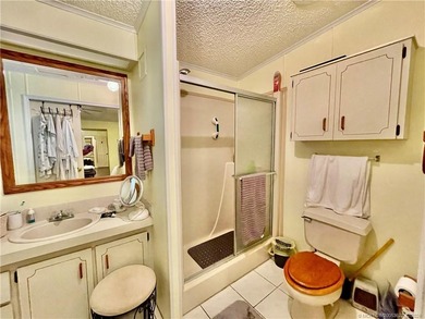 BRAND NEW WINDOWS! This home is perfectly situated near on Indianwood Golf and Country Club in Florida - for sale on GolfHomes.com, golf home, golf lot