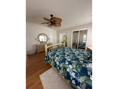 Beautiful Fully Furnished 2-Bedroom Palm Harbor Home - Move-In on Schalamar Creek Golf and Country Club in Florida - for sale on GolfHomes.com, golf home, golf lot