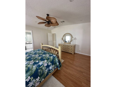 Beautiful Fully Furnished 2-Bedroom Palm Harbor Home - Move-In on Schalamar Creek Golf and Country Club in Florida - for sale on GolfHomes.com, golf home, golf lot