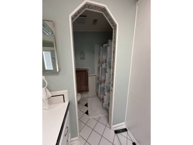 Beautiful Fully Furnished 2-Bedroom Palm Harbor Home - Move-In on Schalamar Creek Golf and Country Club in Florida - for sale on GolfHomes.com, golf home, golf lot