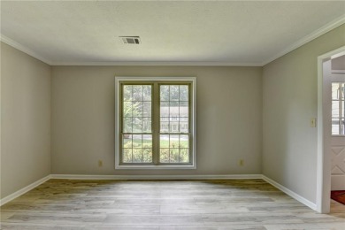 Welcome home! This fully updated 3 bedroom, 2 bath ranch has a on Heritage Golf Links in Georgia - for sale on GolfHomes.com, golf home, golf lot
