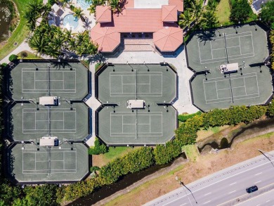 Spaciously  Remodeled 3/2.5 with stunning Golf Course/Lake Views on Aberdeen Golf and Country Club in Florida - for sale on GolfHomes.com, golf home, golf lot