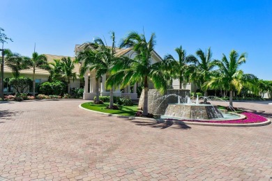 Spaciously  Remodeled 3/2.5 with stunning Golf Course/Lake Views on Aberdeen Golf and Country Club in Florida - for sale on GolfHomes.com, golf home, golf lot