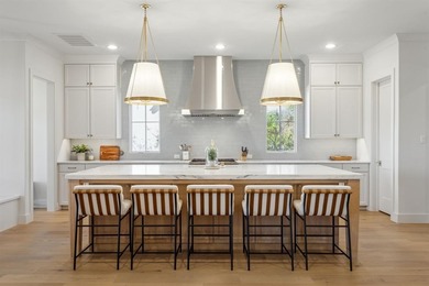 **OFFERED FULLY FURNISHED WITH GOLF CART**

This home is the on Long Cove Golf Course in Texas - for sale on GolfHomes.com, golf home, golf lot