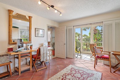 This beautifully renovated townhome in The Estuary at Jupiter on Jupiter Dunes Golf Course in Florida - for sale on GolfHomes.com, golf home, golf lot