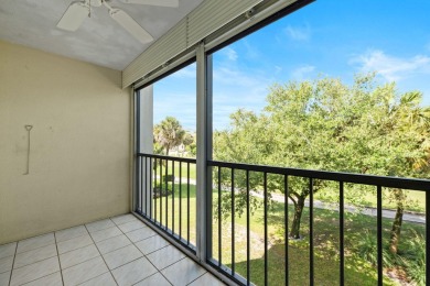 Oversized one bedroom, two and one half bath condo. Convertible on Deer Creek Golf Club in Florida - for sale on GolfHomes.com, golf home, golf lot