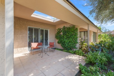 Wonderful curb appeal, awesome pool, and mountain views plus on Indian Wells Golf Resort and Country Club in California - for sale on GolfHomes.com, golf home, golf lot