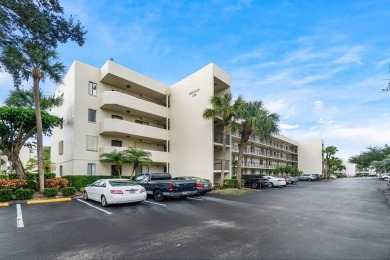 Gorgeous remodeled condo with Misses Clean living here! on Poinciana Golf Club in Florida - for sale on GolfHomes.com, golf home, golf lot