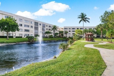 Gorgeous remodeled condo with Misses Clean living here! on Poinciana Golf Club in Florida - for sale on GolfHomes.com, golf home, golf lot