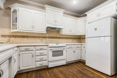 Under Appraised Value...Cozy Patio Villa on Prime Corner Lot on Nicklaus Golf Club At LionsGate in Kansas - for sale on GolfHomes.com, golf home, golf lot