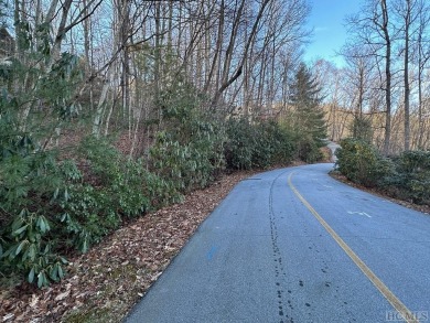 Excellent opportunity to build your home in this popular on Sapphire National Golf Club in North Carolina - for sale on GolfHomes.com, golf home, golf lot