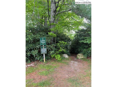 This is the one! A beautifully furnished 2 bedroom, 2 bath with on Land Harbor Golf Course in North Carolina - for sale on GolfHomes.com, golf home, golf lot