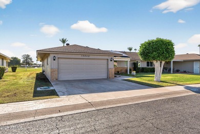 Don't miss this beautifully updated rare 3-bedroom, 2-bath on Sun City Lakes West and East in Arizona - for sale on GolfHomes.com, golf home, golf lot