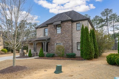 Beautiful Ballantrae home on the golf course! This 4BR, 3.5BA & on Ballantrae Golf Club in Alabama - for sale on GolfHomes.com, golf home, golf lot