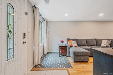 Welcome to Blue Ridge Condominiums, one of Medford's most on Blue Ridge Golf Club in New York - for sale on GolfHomes.com, golf home, golf lot