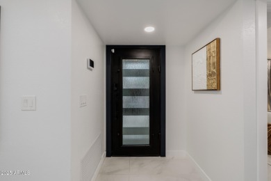 Exquisitely Remodeled Biltmore Golf Course Residence

Step on Arizona Biltmore Golf and Country Club in Arizona - for sale on GolfHomes.com, golf home, golf lot