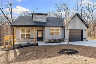 Brand-new construction 2 bedroom & 2 bathroom home at a price on Bella Vista Country Club - Scottsdale in Arkansas - for sale on GolfHomes.com, golf home, golf lot