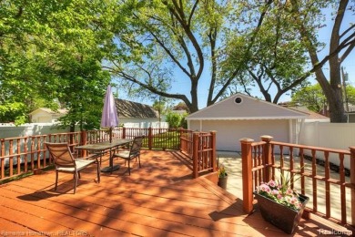 **Charming Royal Oak Bungalow - 3 Bed, 2 .5 Bath**
Welcome to on Red Run Golf Club in Michigan - for sale on GolfHomes.com, golf home, golf lot