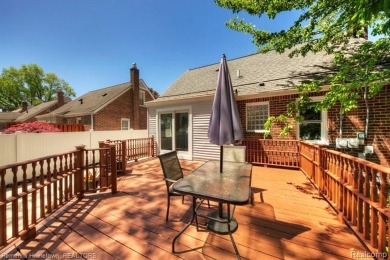 **Charming Royal Oak Bungalow - 3 Bed, 2 .5 Bath**
Welcome to on Red Run Golf Club in Michigan - for sale on GolfHomes.com, golf home, golf lot
