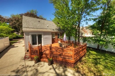 **Charming Royal Oak Bungalow - 3 Bed, 2 .5 Bath**
Welcome to on Red Run Golf Club in Michigan - for sale on GolfHomes.com, golf home, golf lot