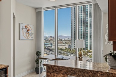 Discover exceptional value at Turnberry Place, Las Vegas. This on Las Vegas Country Club in Nevada - for sale on GolfHomes.com, golf home, golf lot