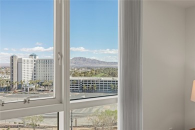 Discover exceptional value at Turnberry Place, Las Vegas. This on Las Vegas Country Club in Nevada - for sale on GolfHomes.com, golf home, golf lot