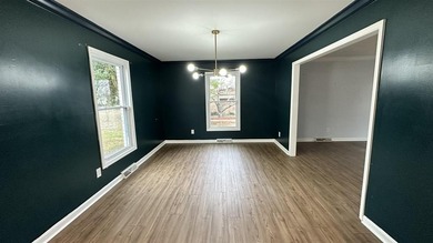 Welcome to 1910 Lakeshore Drive, located in the beautiful and on Lakeshore Country Club in Kentucky - for sale on GolfHomes.com, golf home, golf lot