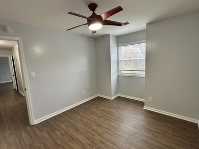 Welcome to 1910 Lakeshore Drive, located in the beautiful and on Lakeshore Country Club in Kentucky - for sale on GolfHomes.com, golf home, golf lot