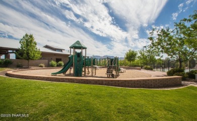 Beautiful 3BR, 2 Bath home in Quailwood.  Like new, Move in on Quail Wood Greens Golf Course in Arizona - for sale on GolfHomes.com, golf home, golf lot