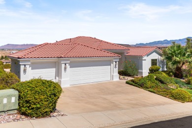 Spectacular views of red sandstone mountains, desert valleys on Southgate Golf Course in Utah - for sale on GolfHomes.com, golf home, golf lot