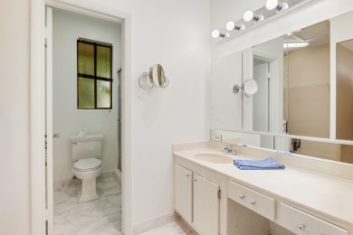 Beautifully maintained 3-bedroom townhouse in a sought-after 55+ on Fountains Golf and Country Club in Florida - for sale on GolfHomes.com, golf home, golf lot