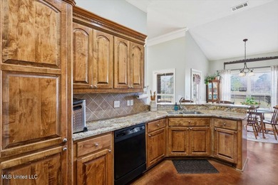 LAKEVIEW. CUL-DE-SAC. PRIVACY!!!! Spectacular opportunity in on Patrick Farms Golf Club in Mississippi - for sale on GolfHomes.com, golf home, golf lot